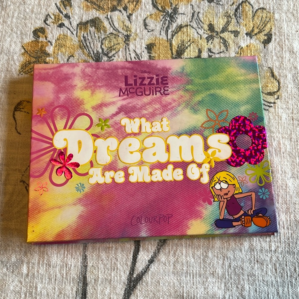 Colourpop Lizzie McGuire What Dreams Are Made Of Palette - Swatched